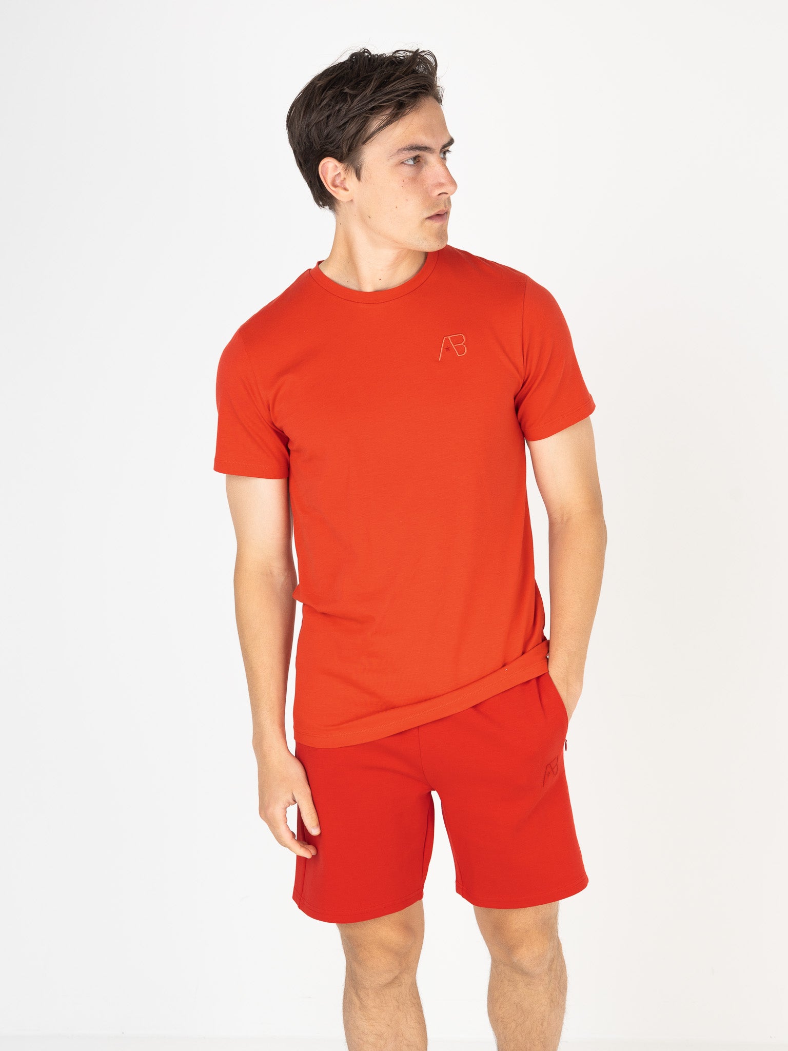 Basic Regular-Fit Short | True Red