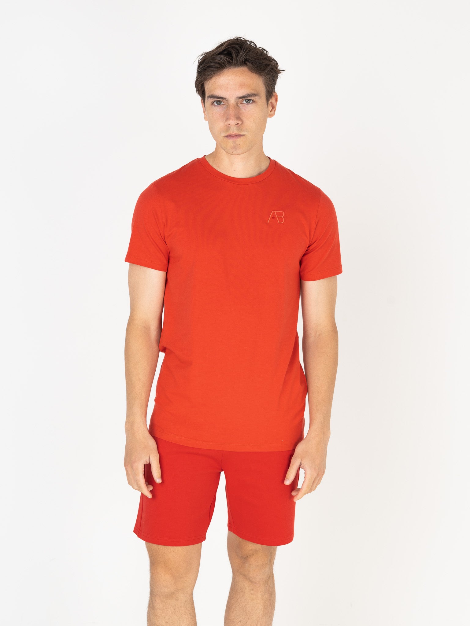 Basic Regular-Fit Short | True Red